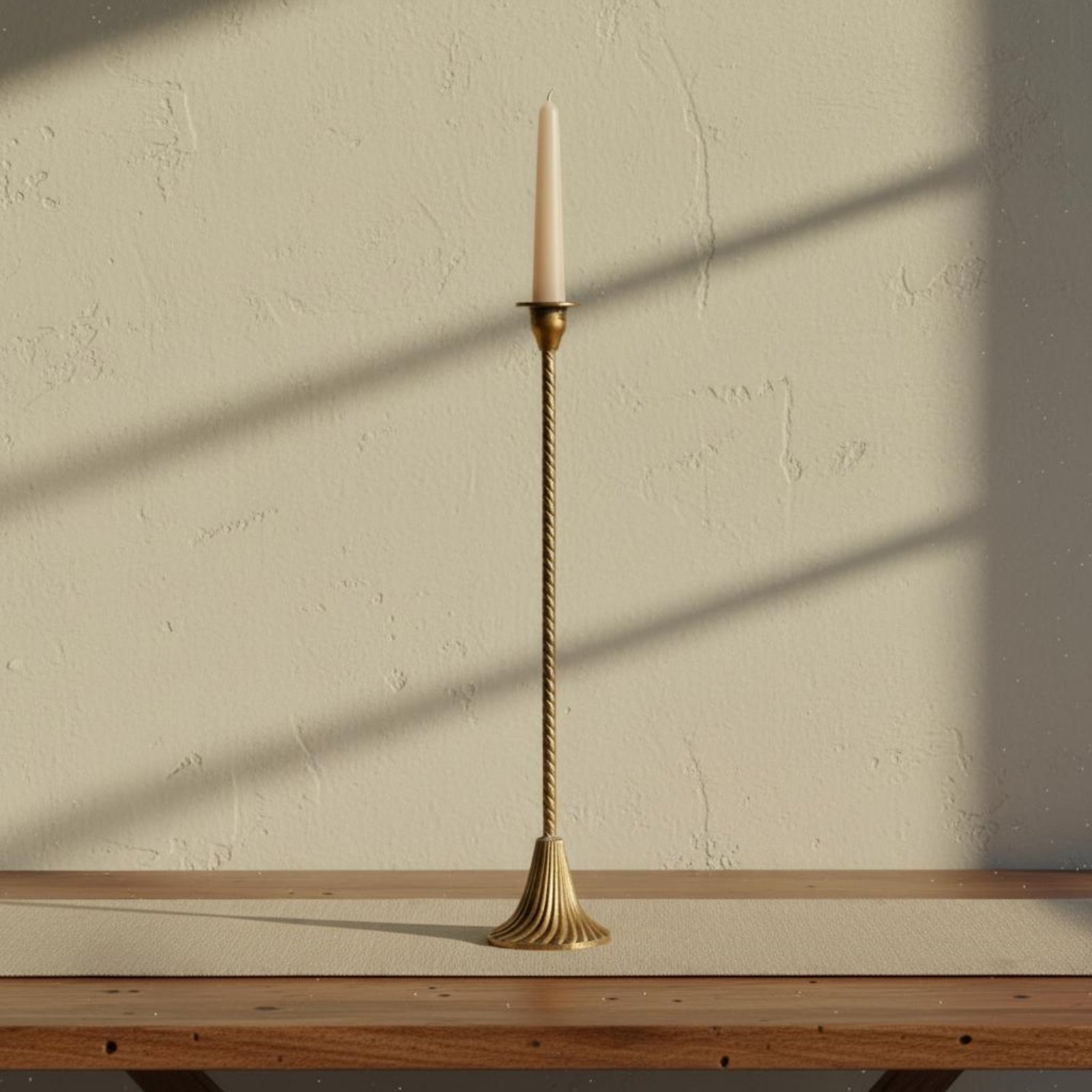 Suporte de Vela Dourado Torcid - Paraffin Candle Wax avaliação e preço
